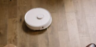Mi Robot Vacuum Mop Essential