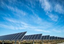 Słoneczna energia w polityce i ekonomii