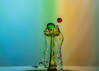 Z jaką prędkością można jechać z przyczepa kempingowa? Z jaką prędkością można jechać z przyczepa kempingowa?