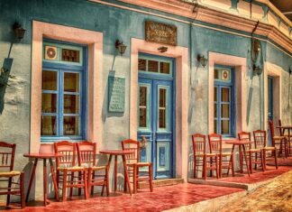 Czym wypełnić drzwi?