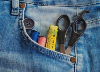 Jak połączyć materiał bez szycia? Jak połączyć materiał bez szycia?